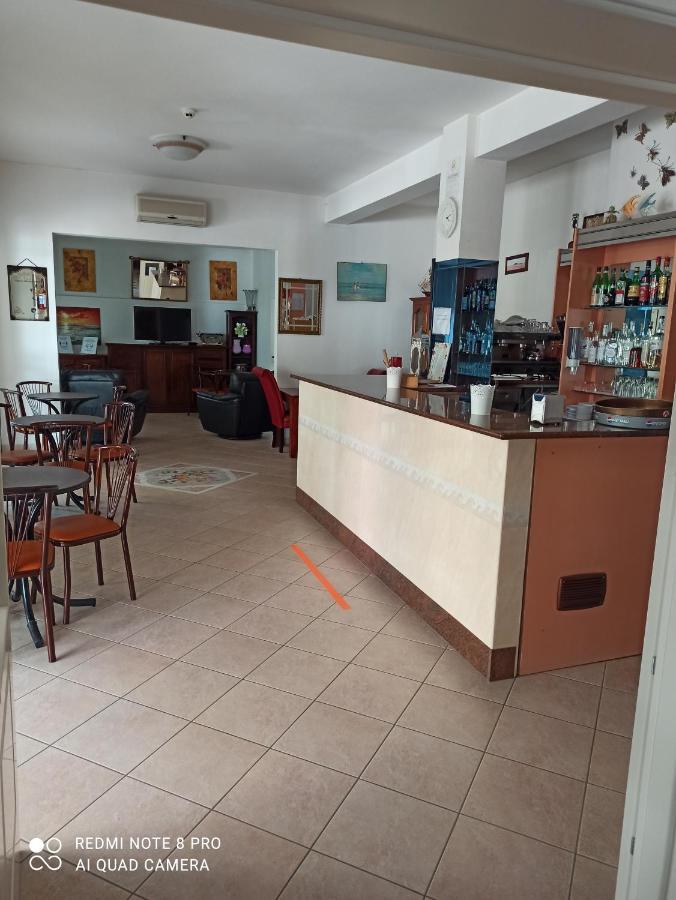 Hotel Danubio Bellaria-Igea Marina Exteriör bild